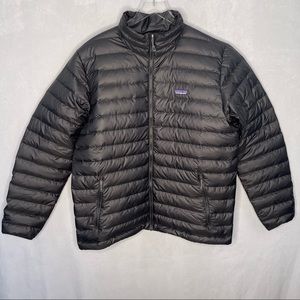 Men’s Patagonia Down Sweater NWT Size M Color Forge Gray